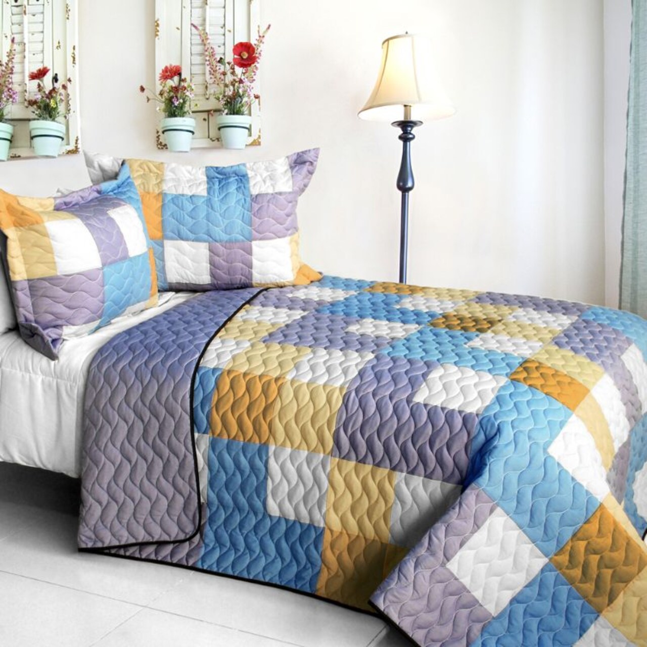 3-Piece Full/Queen Quilt Set, Reversible Patchwork, Vermicelli Quilted, Soft TC Fabric